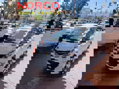 Used 2018 Chevrolet Bolt LT image 4