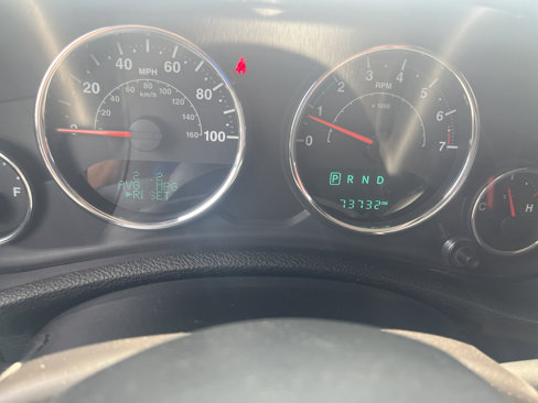 Used 2015 Jeep Wrangler Sahara w/ Connectivity Group image 10