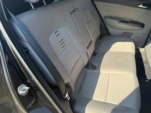 Used 2018 Kia Sportage LX w/ LX Popular Package image 15