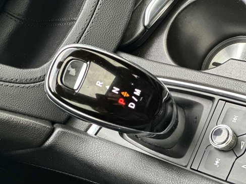 Used 2020 Cadillac XT5 Premium Luxury image 23