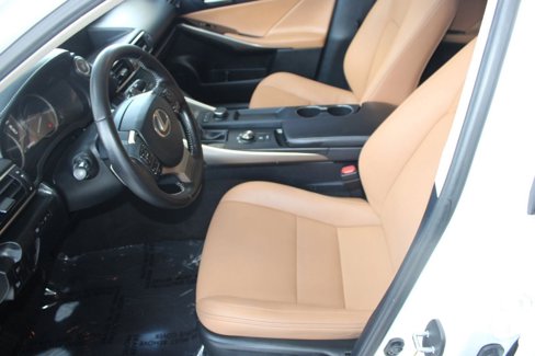 Used 2020 Lexus IS 300 image 5