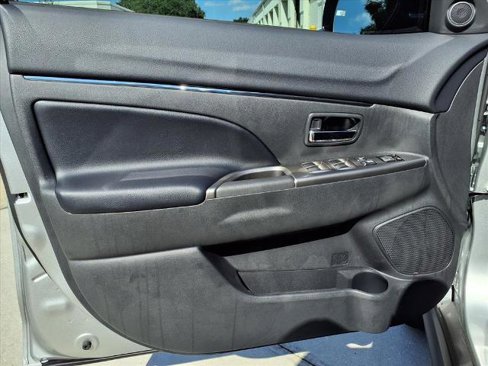 New 2025 Mitsubishi Outlander Sport SE image 14