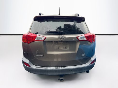 Used 2013 Toyota RAV4 LE image 6