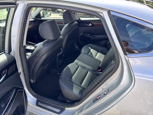 Used 2018 Kia Cadenza Technology image 7