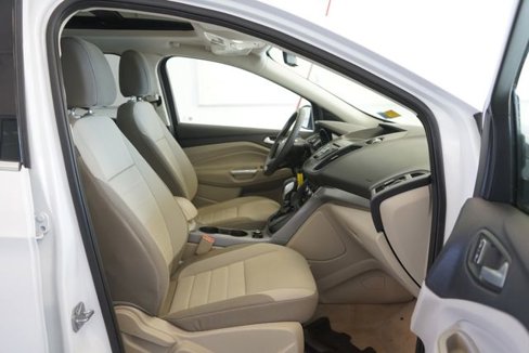 Used 2015 Ford Escape SE image 23