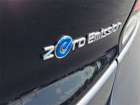Used 2019 Nissan Leaf SL Plus image 6