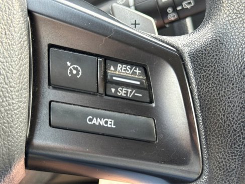 Used 2013 Subaru Crosstrek 2.0i Premium image 32