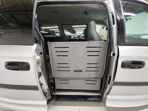 Used 2005 Dodge Grand Caravan SE w/ Popular Equipment Group I image 15