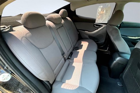 Used 2016 Hyundai Elantra SE image 26