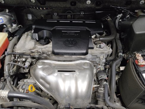 Used 2018 Toyota RAV4 LE image 30