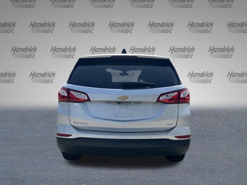 Used 2021 Chevrolet Equinox LS w/ LS Convenience Package image 9