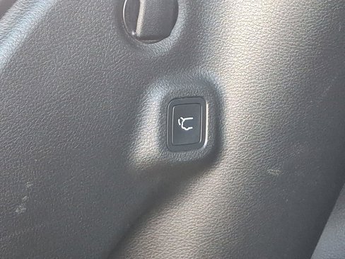 Certified 2022 Jeep Compass Altitude w/ Sun and Sound Group image 29