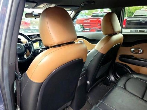 Used 2016 Kia Soul + w/ Audio Package image 11