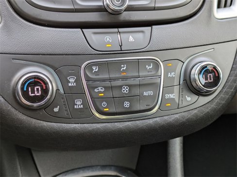 Used 2023 Chevrolet Malibu LT image 20