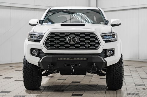 Used 2023 Toyota Tacoma TRD Sport image 2