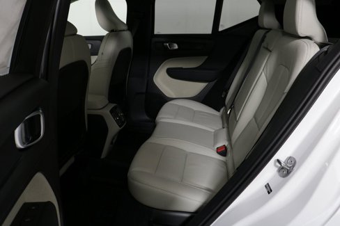 Used 2025 Volvo XC40 B5 Ultra w/ Protection Package Premier image 14