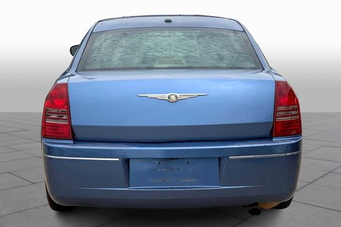 Used 2007 Chrysler 300 Touring w/ Comfort/Convenience Group image 4