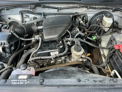 Used 2005 Toyota Tacoma 2WD Regular Cab image 36