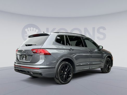 Used 2022 Volkswagen Tiguan SE R-Line image 5