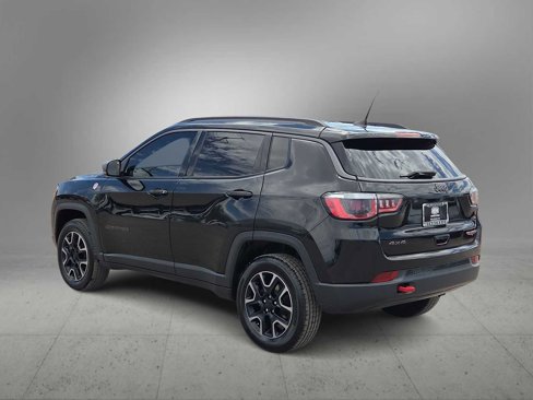 Used 2019 Jeep Compass Trailhawk image 6
