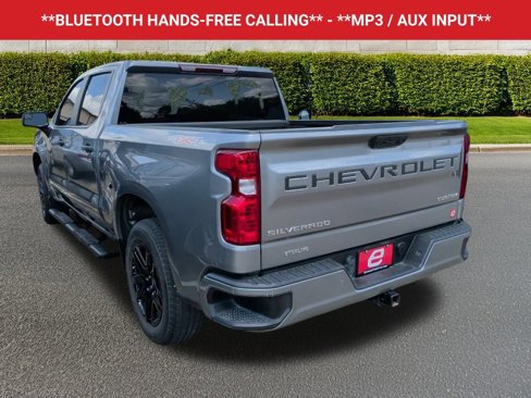 Used 2023 Chevrolet Silverado 1500 Custom image 3