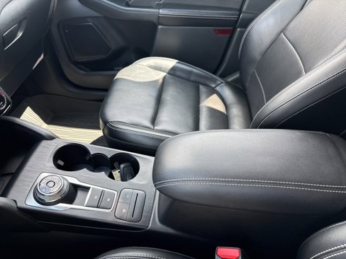 Used 2022 Ford Escape SEL w/ Technology Package image 34