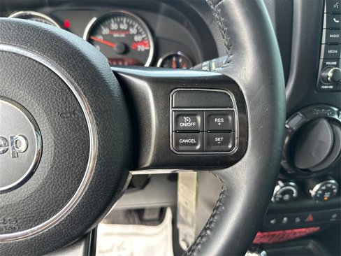 Used 2017 Jeep Wrangler Unlimited Rubicon image 20