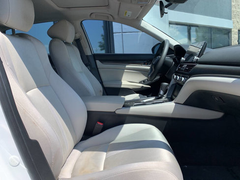 Used 2020 Honda Accord EX image 12