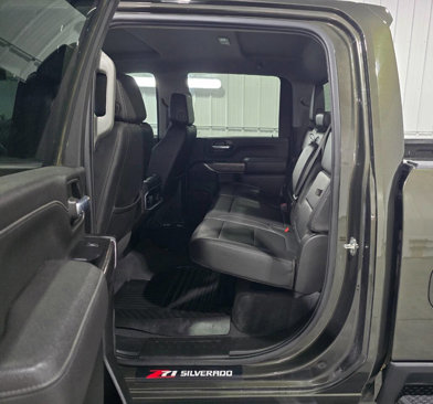 Used 2022 Chevrolet Silverado 3500 LTZ w/ LTZ Plus Package image 9