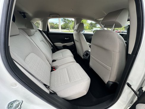 Used 2023 Honda HR-V LX image 28