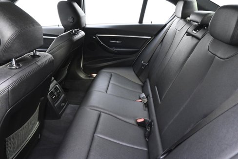 Used 2018 BMW 330i xDrive Sedan w/ Convenience Package image 21