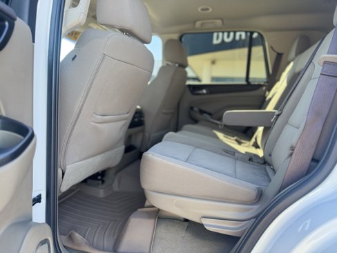 Used 2020 GMC Yukon SLE w/ SLE Value Package image 10