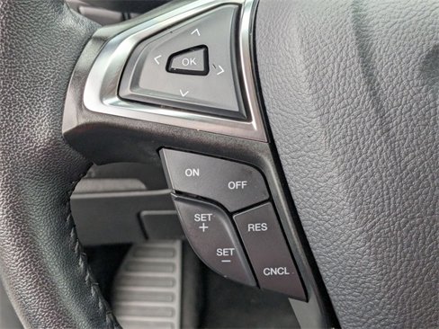 Used 2024 Ford Edge SEL image 22