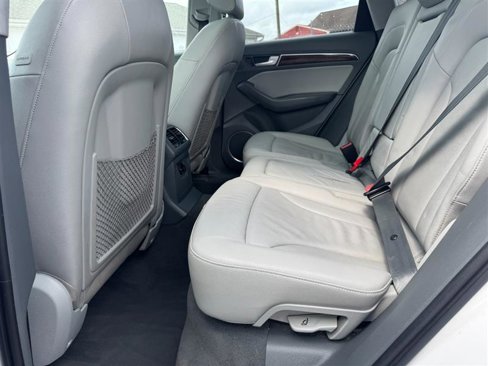 Used 2016 Audi Q5 2.0T Premium Plus w/ Technology Package image 19