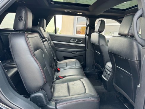 Used 2019 Ford Explorer Sport image 26