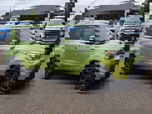 Used 2016 Kia Soul image 2