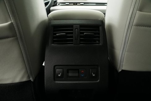 Used 2025 Mitsubishi Outlander SEL image 31