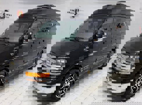 Used 2011 Chevrolet Express 1500 AWD image 5