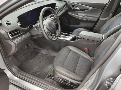 Used 2025 Buick Envista Preferred w/ Convenience I Package image 14