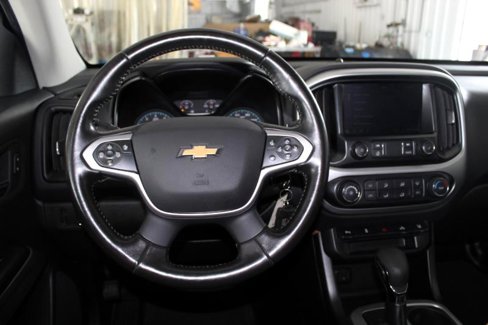 Used 2022 Chevrolet Colorado LT w/ Fleet Safety Package image 11