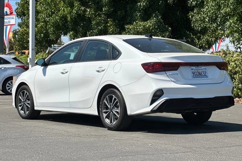 Used 2023 Kia Forte LXS image 6
