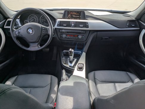 Used 2015 BMW 320i Sedan image 16