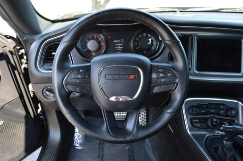 Used 2017 Dodge Challenger SXT Plus image 10