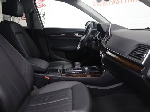 Used 2018 Audi Q5 2.0T Premium Plus w/ Premium Plus Package image 17