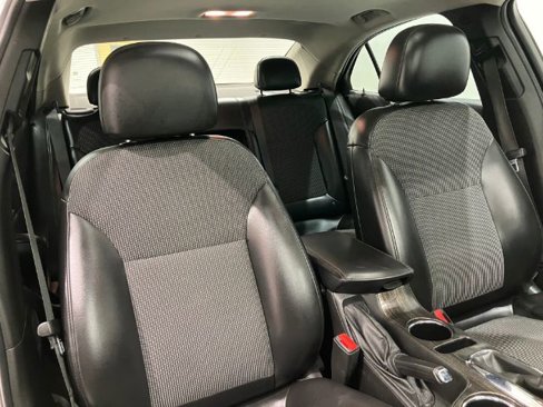 Used 2015 Chevrolet Malibu LT w/ Power Convenience Package image 51