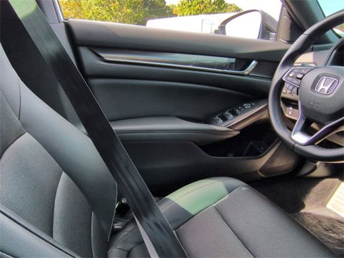 Used 2022 Honda Accord Sport image 15