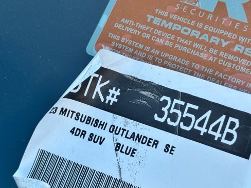 Used 2023 Mitsubishi Outlander SE image 30