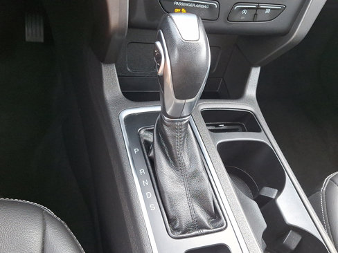 Used 2019 Ford Escape SEL image 16