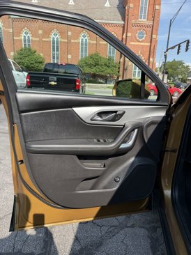 Used 2019 Chevrolet Blazer LT image 9