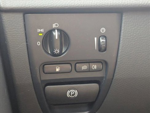 Used 2013 Volvo XC90 3.2 image 11